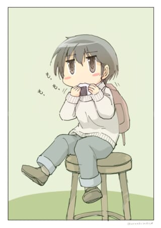 おにぎりを頬張るさみだれちゃん